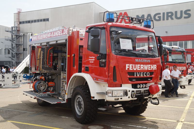  Iveco-EuroCargo-150E30W-RWcompact_201406
13_001.jpg