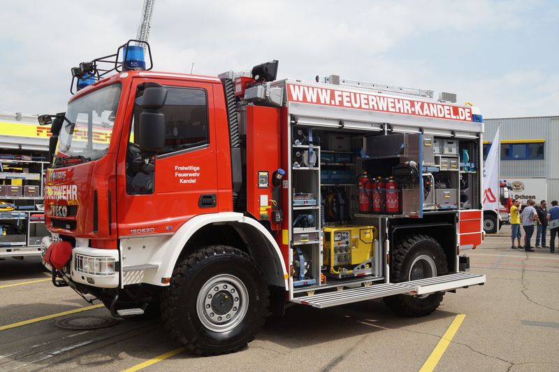 Iveco-EuroCargo-150E30W-RWcompact_201406
13_004.jpg