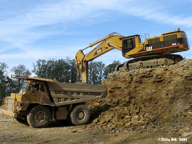 Cat385LME_04.jpg