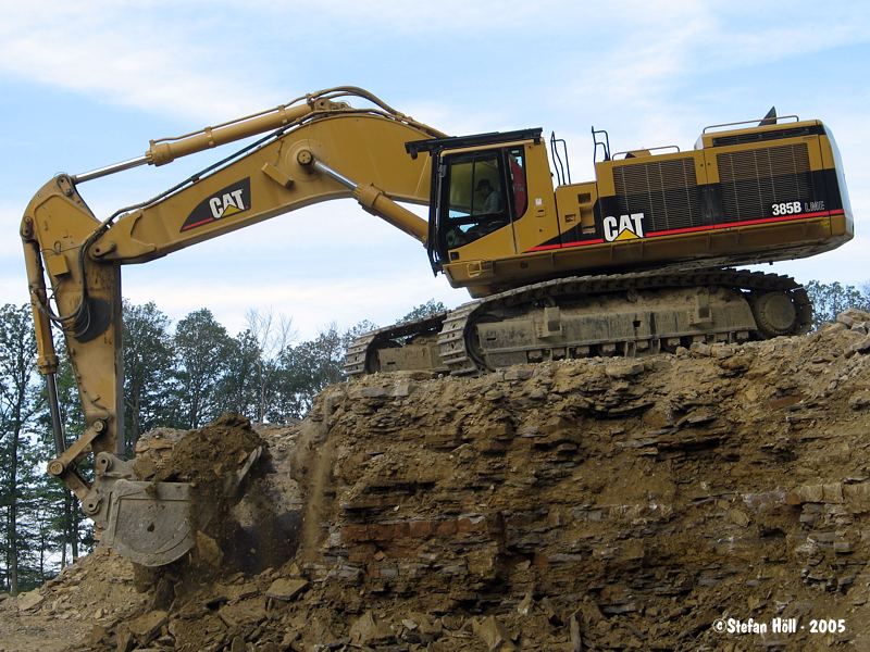 Cat385LME_05.jpg