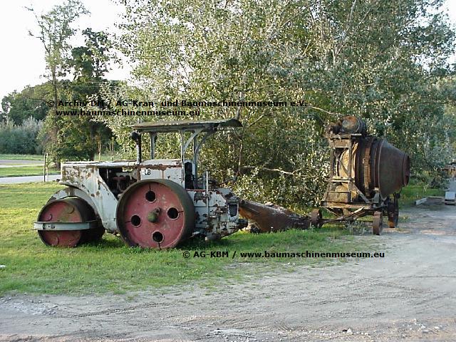 cAG-KBM_Scheid-Diesel-Walze, Bj.1954_vor_Restauration.jpg