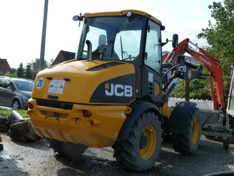 K800_JCB 406 Radlader 1.jpg