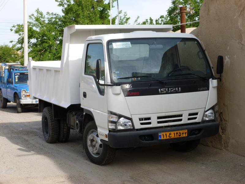 K800_Isuzu NPR Kipper Iran 1.jpg