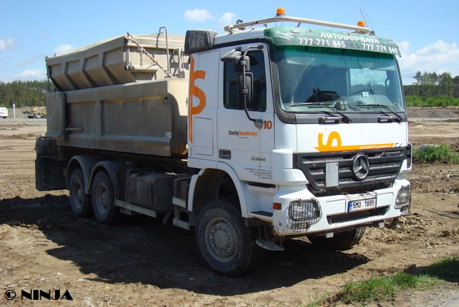 MB_Actros_3344_6x6_HNK_01.jpg