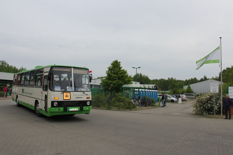 121.jpg