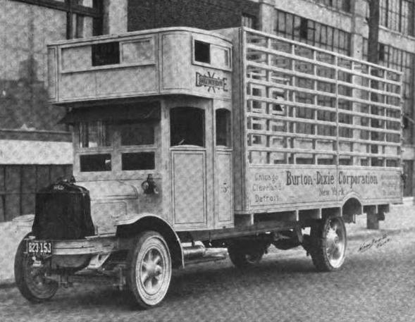 WHITE 01 Moving truck sleeping cab News_1921-08-01 (Vehicle M).jpg