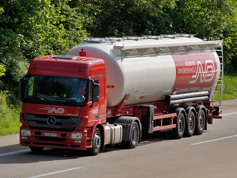 Actros ND DSC03146.jpg