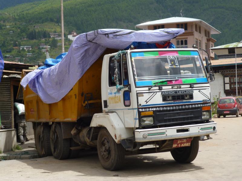 K800_Ashok Leyland 2516 Kipper Bhutan 1.jpg