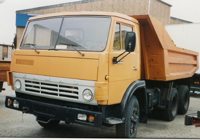 KAMAZ Kipper orange (2).jpg