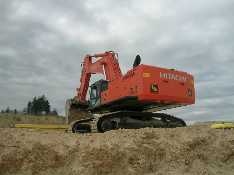 Zaxis870 (1).jpg