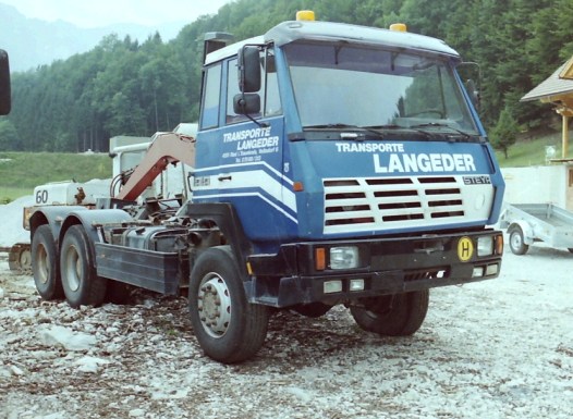 scan 2002  01 181.jpg