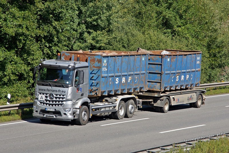Arocs Ferraro DSC00762.jpg