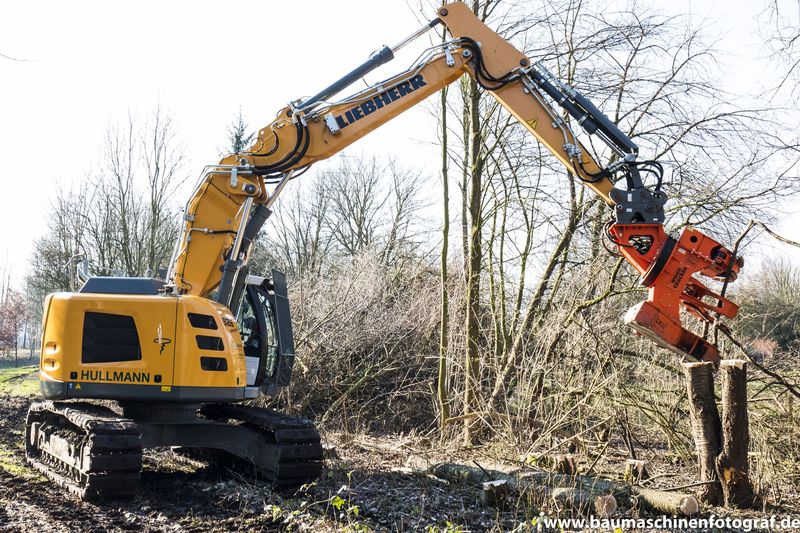 Liebherr R926 Compact (31 von 37).jpg