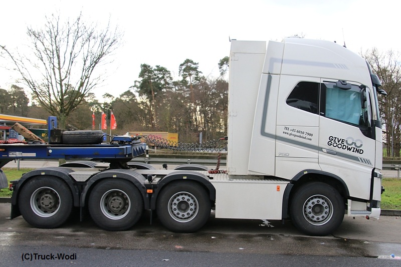 Give Goodwind Volvo FH16.750 2016 01 14 Weiskirchen-Nord1WEB.jpg