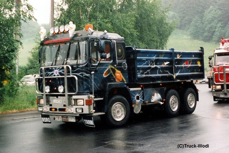 Christian Sperl Transporte MAN F90 26.362 1998 05 30 Geiselwind Space-LinerWEB.jpg