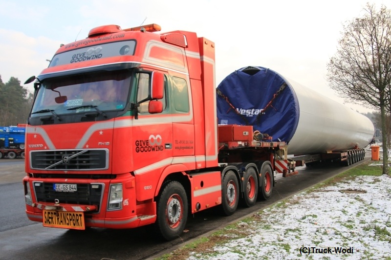 Give Goodwind Volvo FH16.660 8x4 EE-GS 844 2016 01 21 Weiskirchen-NordWEB.jpg