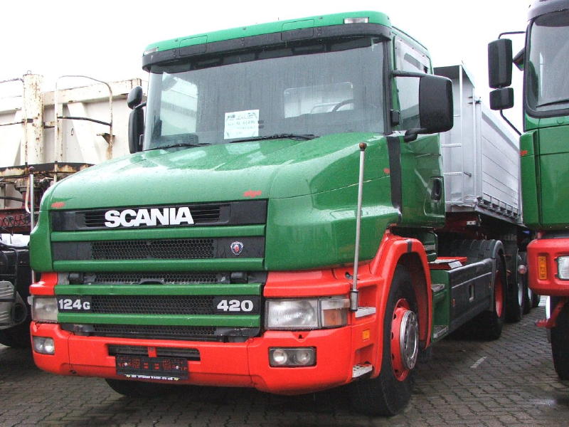 Scania-124G420-KippsattelDSC00048 (2).jpg