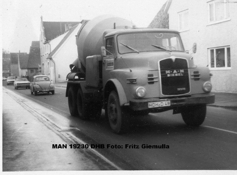 3LKW-070.jpg