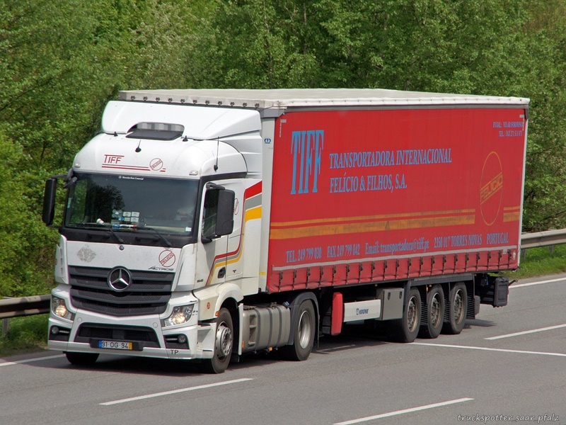 Actros Tiff DSC08739.jpg