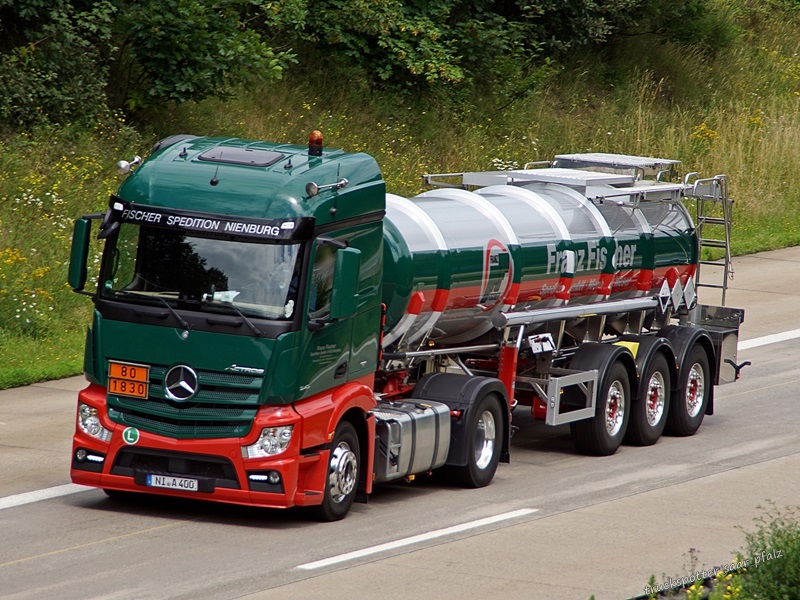 Actros Fischer DSC05234.jpg