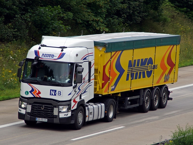 Renault Niko Trans DSC04488.jpg