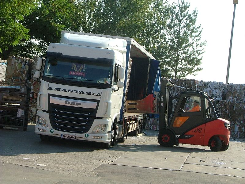 k-002.jpg