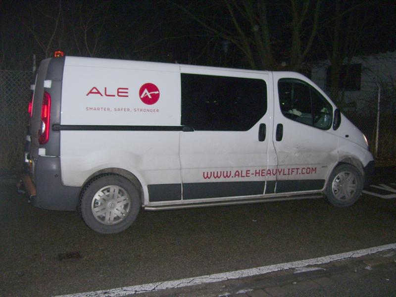 Diverse Fahrzeuge und Zubehör (1).jpg
