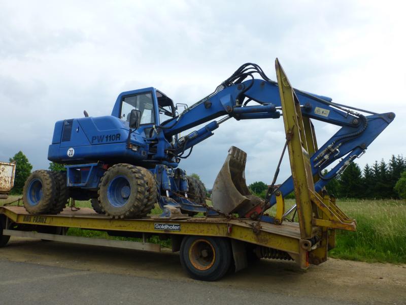 K800_Komatsu PW 110 R Blau 1.jpg