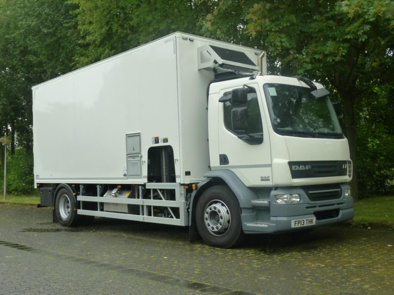 K800_DAF LF 55.250 Weiss 2.jpg