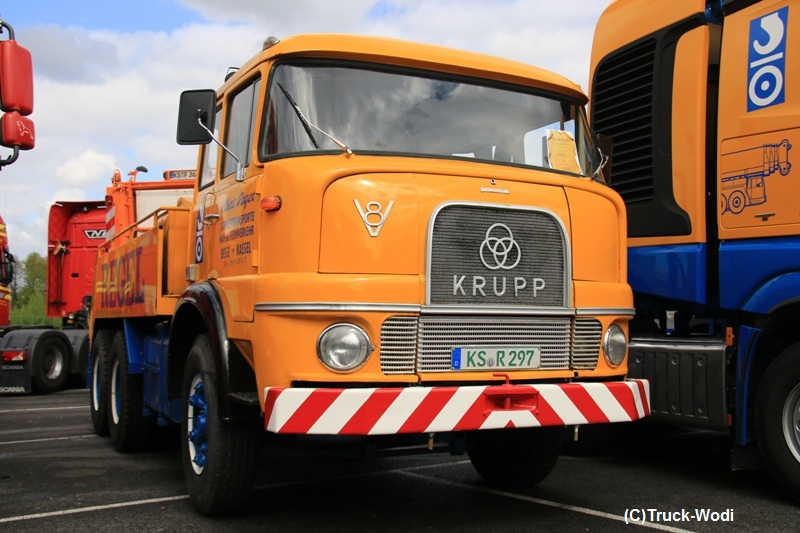 Regel Krupp SF 380 Abschleppwagen 2017 04 22 LohfeldenWEB.jpg