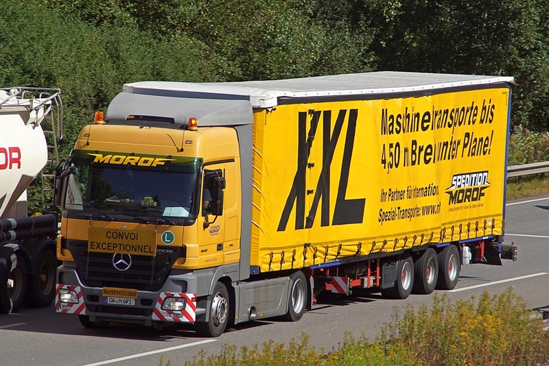 Actros Morof DSC00732.jpg