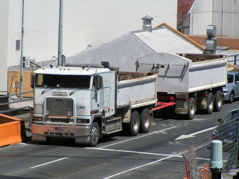 Freightliner Tipper.jpg