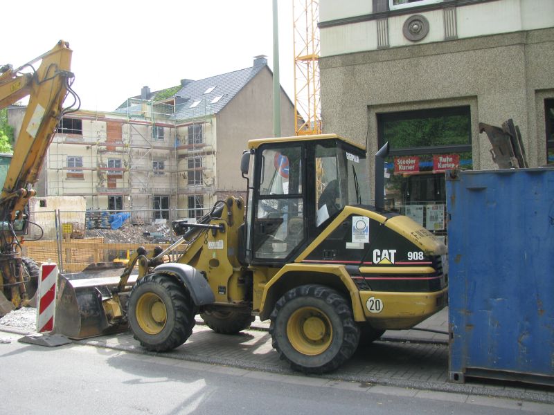 CAT 908.jpg