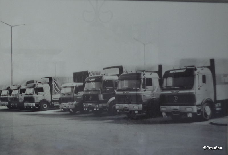 Ausschnitt Mercedes Benz NG.jpg