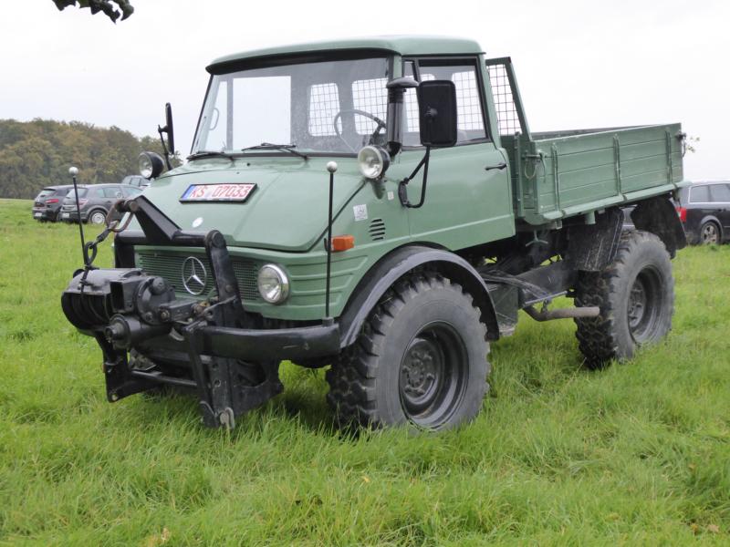 K800_MB Unimog U421 Grün 11.jpg