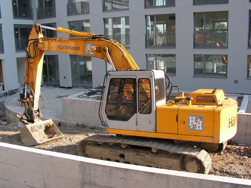 Hitachi EX150 (7).jpg