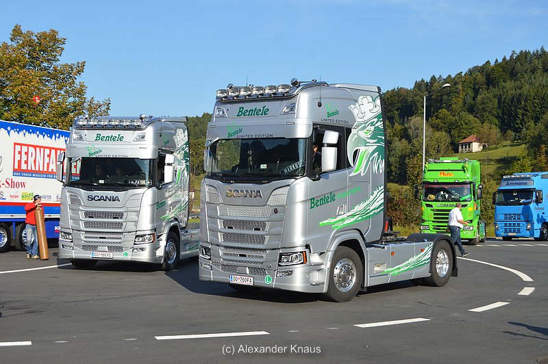 comp_DSC_0449.jpg