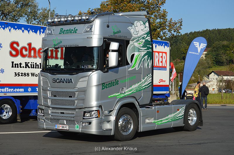 comp_DSC_0454.jpg