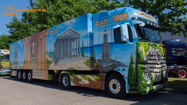 k-Wunderland Kalkar on wheels 2017-18.jpg