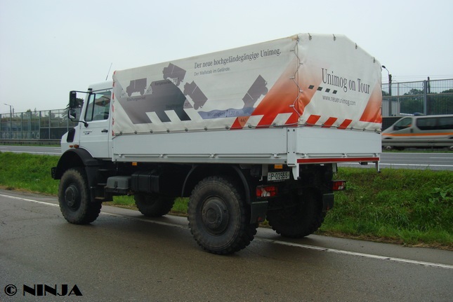 MB_Unimog_U5023_4x4_05.jpg