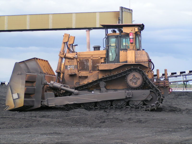 CAT D10N 1.jpg