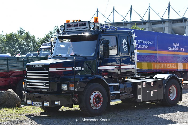 comp_DSC_0569.jpg