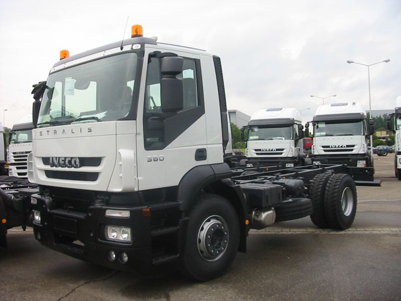 Iveco-AD-N-190S31-Frankreich-kr03.jpg