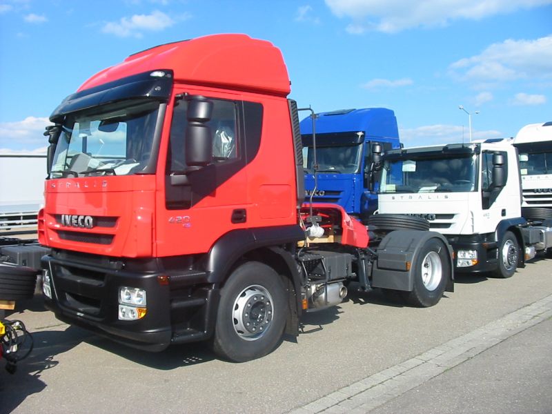 Iveco-AT-N-440S42-Frankreich-010607-kr04.jpg