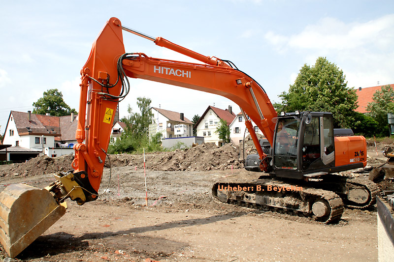 Hitachi_Zaxis-210-LCN_1.jpg