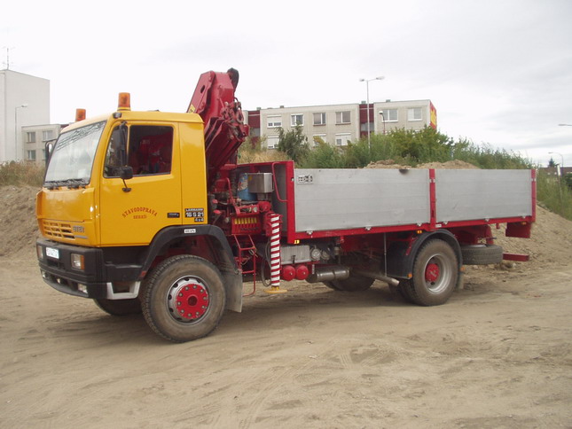 Steyr 16S21 4x4 valník s HR 01.jpg