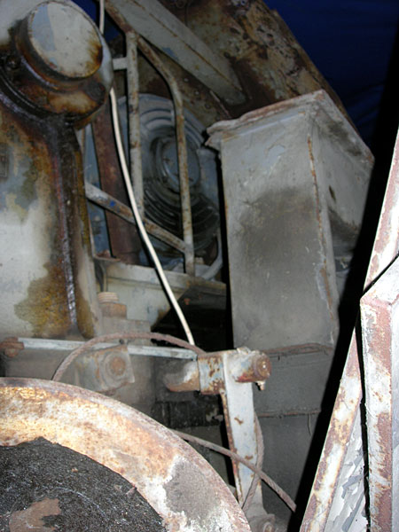 C25x_39998_03.jpg