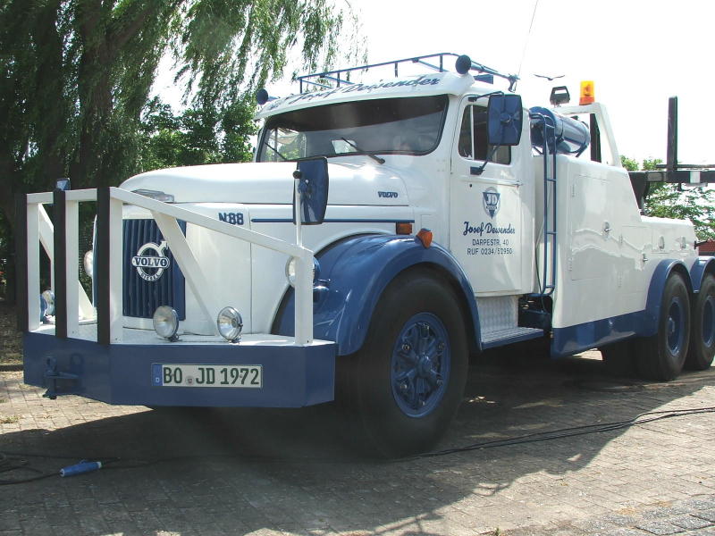 Volvo Devender Abschlepper links DSC00468 (2) (2).jpg