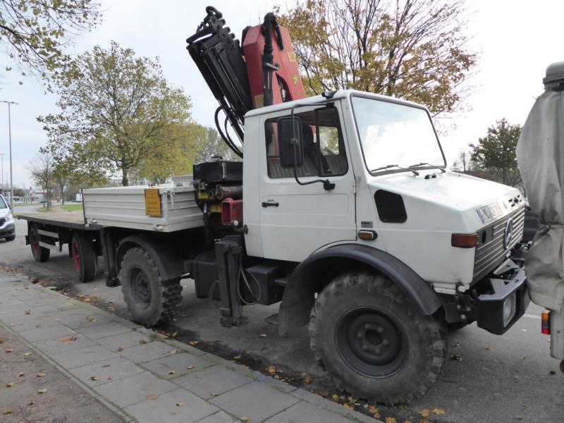 K800_MB Unimog Weiss 1.jpg