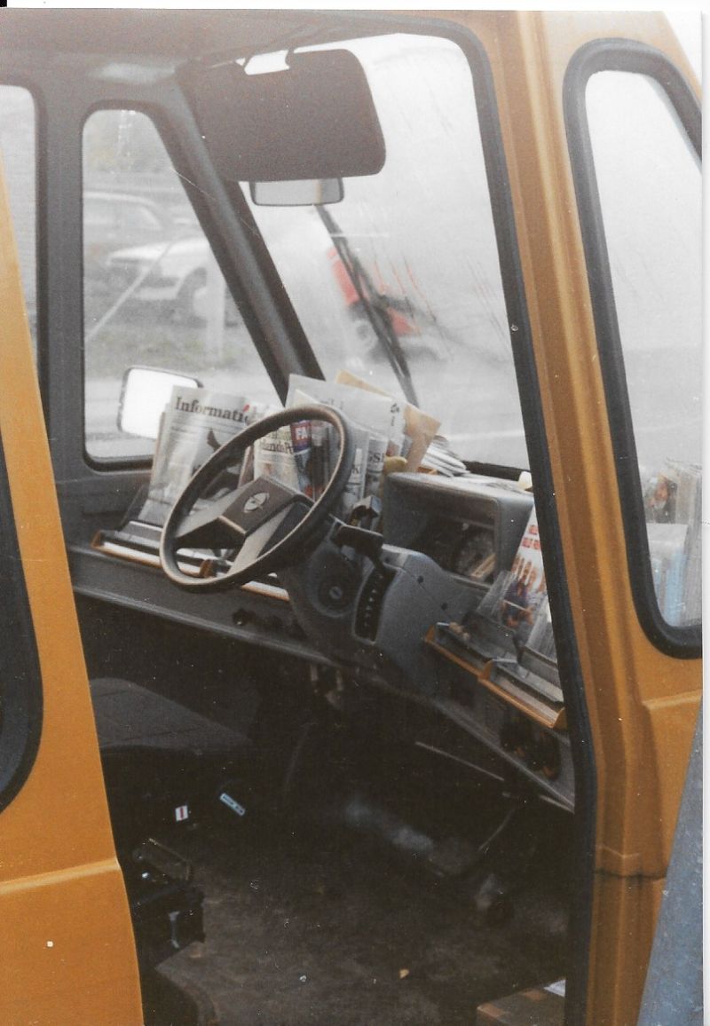 Post-Danbil, Interieur, 1990er.jpg Post-Danbil, Interieur, 1990er.jpg